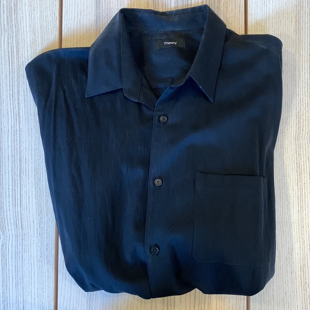 Black button down theory shirt